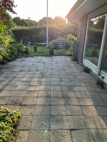 Ny rensede fliser med fliserens